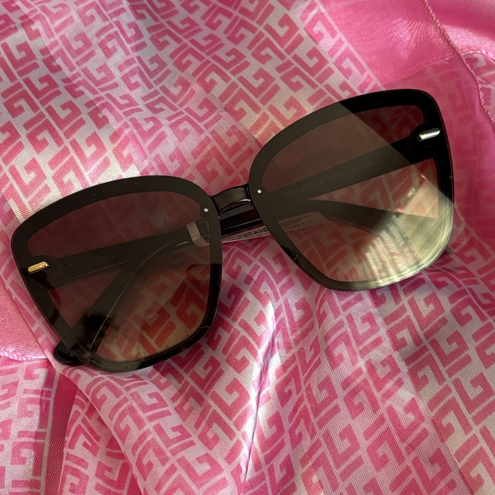 Brand New Vince Camuto Oversized Square Rimless Brown Tortoise Sunglasses